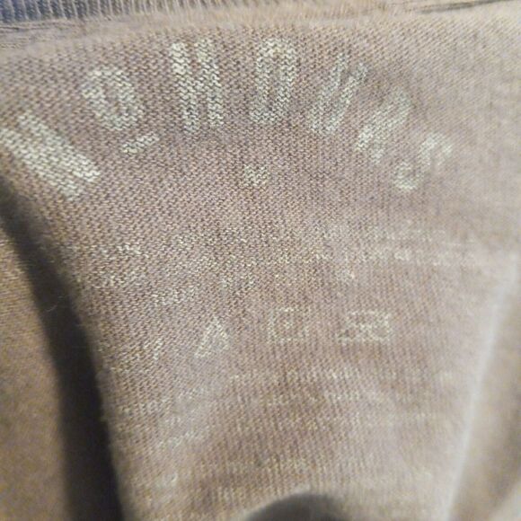 No Hours Medium Jump Into The Fire World Tour 1981 Cut Off Crop Shirt-Upcycled - Picture 6 of 6